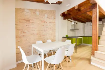 Una cocina o zona de cocina en CA3 - Duplex de dos dormitorios en el Centro Histórico con garaje