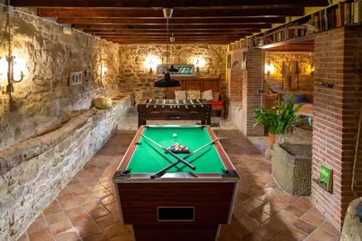 Mesa de billar en Cal París Rural