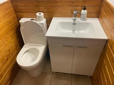 Un baño de Tredós, Casa adosada. Baqueira