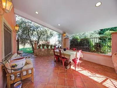 Un balcón o terraza de Holiday Home Fraga with Private Pool