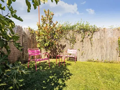 Jardín al aire libre en Holiday Home Fraga with Private Pool