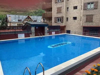 Piscina en o cerca de Estudio 2-4 personas en Vielha-Baqueira