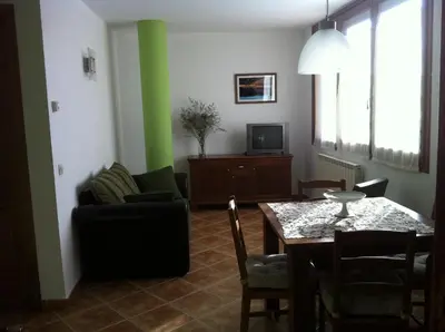 Una televisión o centro de entretenimiento en Era de Parramon