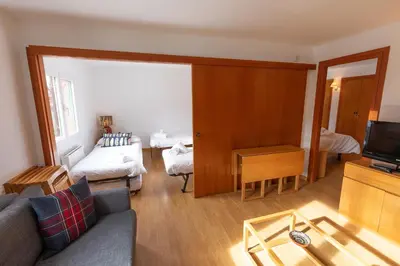 Una televisión o centro de entretenimiento en Huegas by PIRINEOS 360 - A 90 metros del Reloj de Formigal