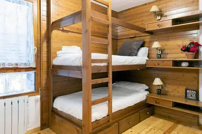 Cama o camas de una habitación en Bubal - con piscina y vistas a los Pirineos