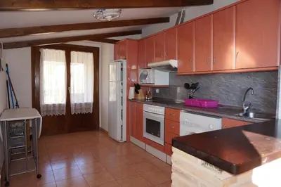 Una cocina o zona de cocina en Casa Rural Os Arregueses