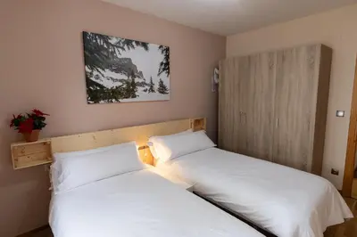 Cama o camas de una habitación en IBON - sencillo y con wifi BY PIRINEOS360