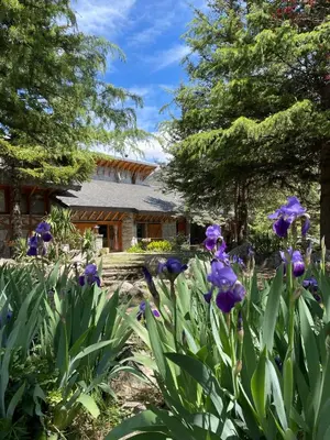 Jardín al aire libre en Hotel Vallibierna