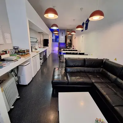 Una cocina o zona de cocina en Hostel Casa Ibarrola