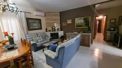 Una televisión o centro de entretenimiento en Chalet La Sort