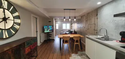 Una cocina o zona de cocina en Apartamento EL PILAR Céntrico en Zaragoza by lodom