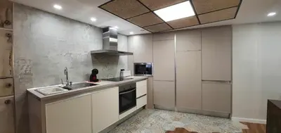 Una cocina o zona de cocina en Apartamento EL PILAR Céntrico en Zaragoza by lodom