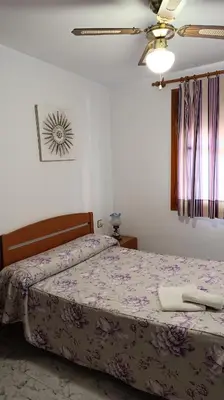 Cama o camas de una habitación en Apartamento Rural Casa Paco con Jacuzzi exterior y barbacoa