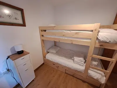 Cama o camas de una habitación en Casa Bihotz - Bonito y céntrico apartamento con garaje en Sallent