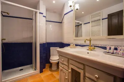 Un baño de La Casona de Aldealobos