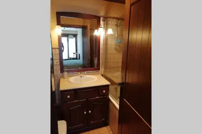 Un baño de Espectacular ático duplex en Isil