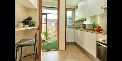 Una cocina o zona de cocina en GUEST HOUSE BOLTAÑA