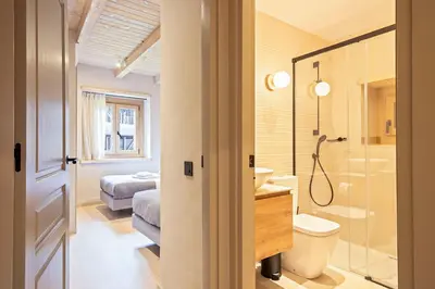 Un baño de Luderna - Apartamento con jardín Crabera