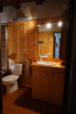 Un baño de LINSOLES 44B