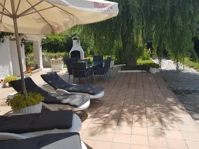 Jardín al aire libre en Casa Rural en Naval, Torre San Rafael
