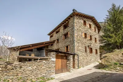 Edificio en el que se encuentra la casa o chalet