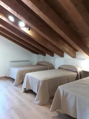 Cama o camas de una habitación en Casa Biñuales