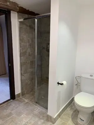 Un baño de Maison del Arc