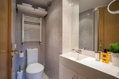 Un baño de Iron ✿ ❀ ✿ WiFi, 2 dormitorios y 2 baños
