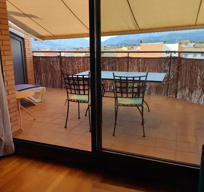 Un balcón o terraza de ACOGEDOR ÁTICO DÚPLEX EN TREMP