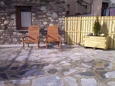 Un patio o zona al aire libre en Alba D'Esteve. Casa Rural