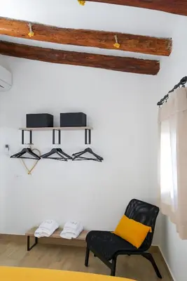 Zona de estar de Apartaments la Rambla - Arbequina - 6 persones