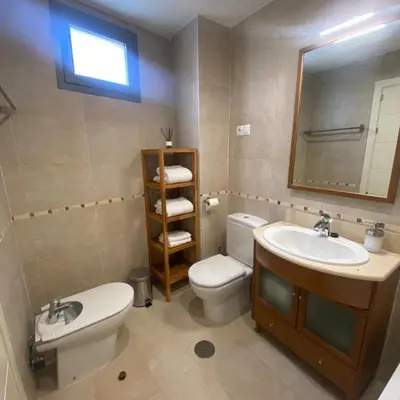 Un baño de Apartamento Pirineos, Urb Las Margas Golf