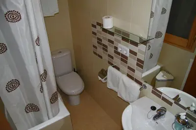 Un baño de H Ribera
