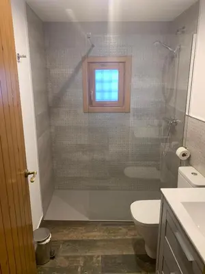 Un baño de Dúplex Rural Casa Bergua