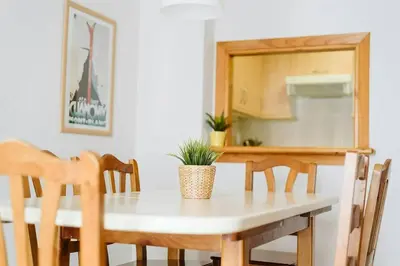 Una cocina o zona de cocina en Olympia by Cardi Suites.