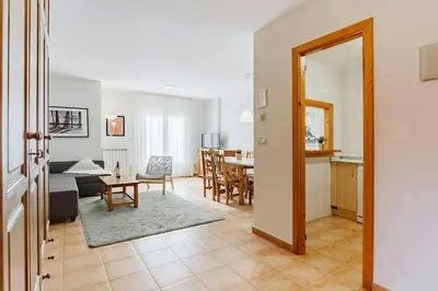 Plano de Olympia by Cardi Suites.