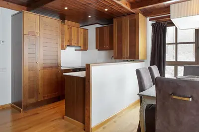 Una cocina o zona de cocina en Val de Ruda Luxe 66 by FeelFree Rentals