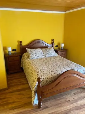 Cama o camas de una habitación en Habitatge d'ús turístic Lo Cresol