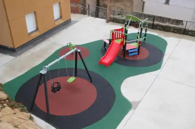 Zona de juegos infantil en La Casa del Cura