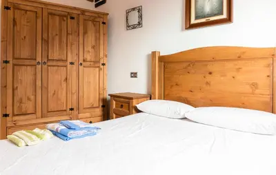 Cama o camas de una habitación en 2 Bedroom Beautiful Home In Montalbán