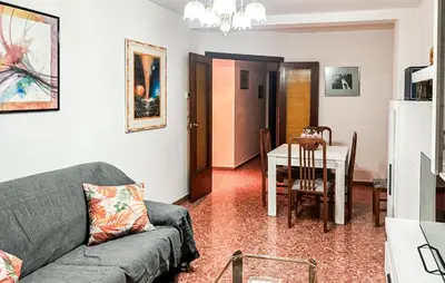 Zona de estar de Stunning Apartment In Montalbán