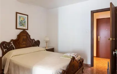 Cama o camas de una habitación en Stunning Apartment In Montalbán