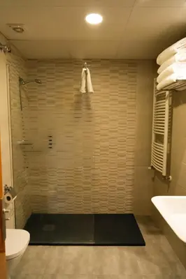 Un baño de Apartamentos SNÖ Edelweiss