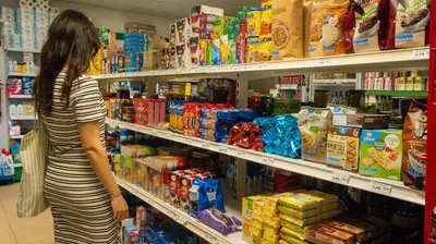 Supermercado u otro tipo de tienda en el camping o alrededores