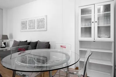 Zona de estar de Apartamento en Sabiñánigo con amplia y soleada terraza