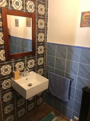 Un baño de El Corral de Avelina