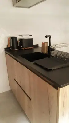 Una cocina o zona de cocina en Urban Vedruna