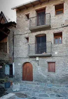 Edificio en el que se encuentra la casa o chalet