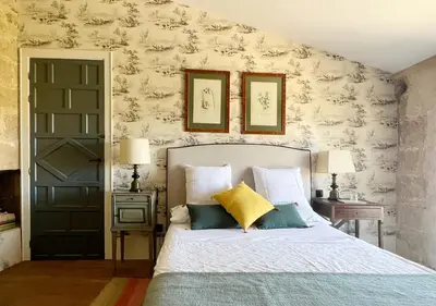 Cama o camas de una habitación en Castillo de Corvinos