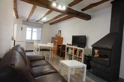 Una televisión o centro de entretenimiento en Ca Miquel